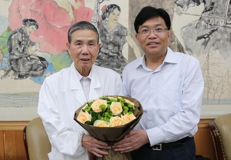 E01A1378_副本1_副本.jpg E01A1378_副本1_副本.jpg
