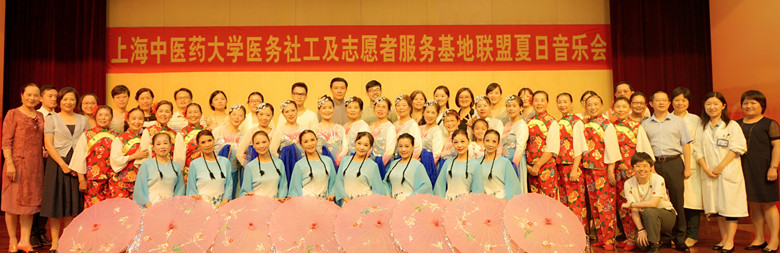 C:\Users\dell\Desktop\集体照_副本_副本.jpg C:\Users\dell\Desktop\集体照_副本_副本.jpg