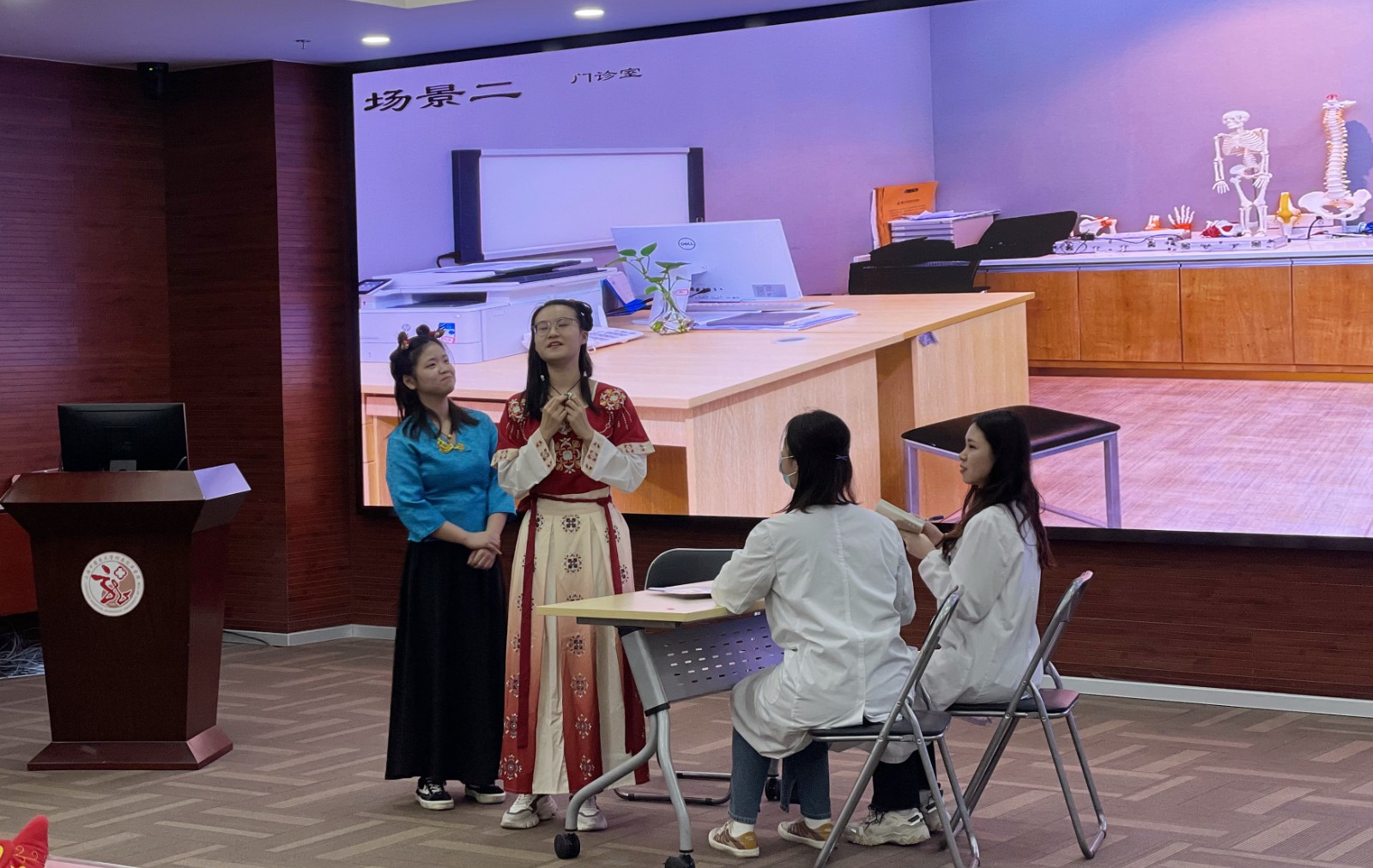情景剧表演3.jpg