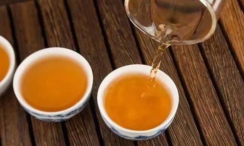 疑问:隔夜茶到底能不能喝?上海中医药大学专家这样说!
